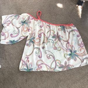 One sleeved/off the shoulder top.